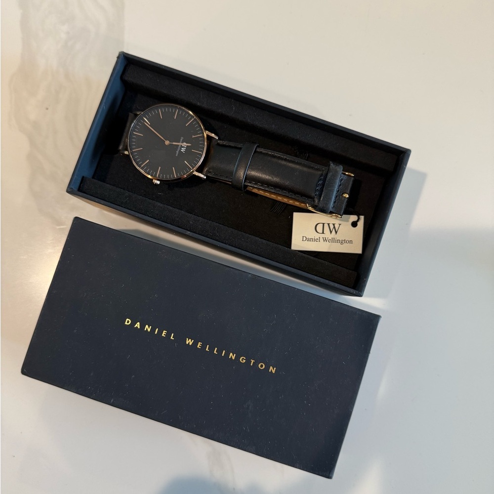Daniel Wellington Black Leather Watch